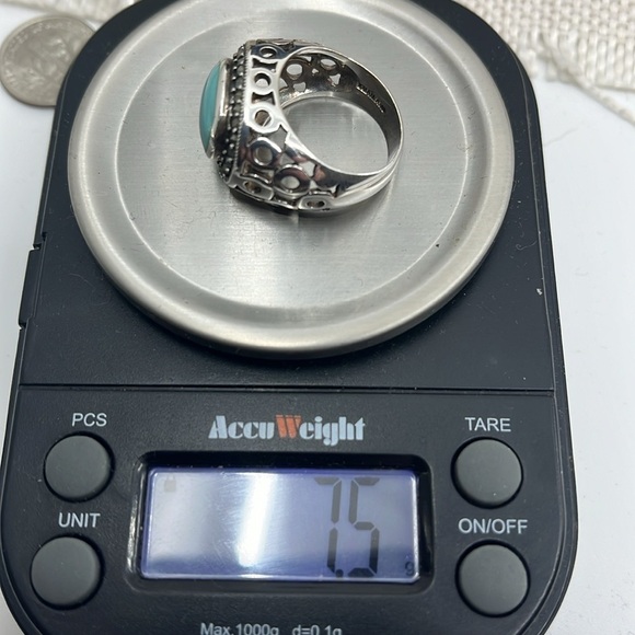 Vintage Sterling Silver Marcasite and Sleeping Beauty Turquoise Ring - Picture 12 of 12